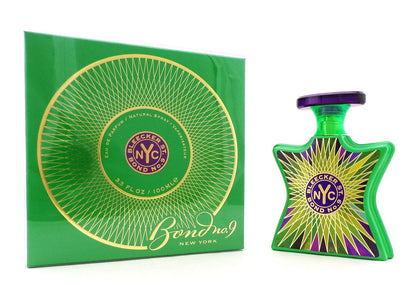 Green perfume bottle and packaging with 'Bond No. 9' branding on a white background